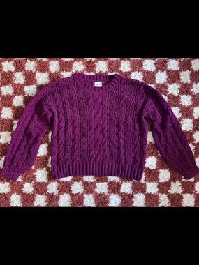 HIPPIE ROSE CABLE KNIT SWEATER